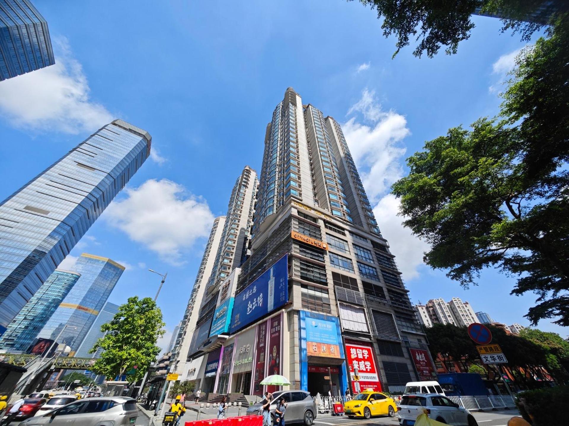 Yun Jin City View Hotel - Guangzhou Taikoo Hui Zhujiang New Town Tianhe Sports Center Exterior photo